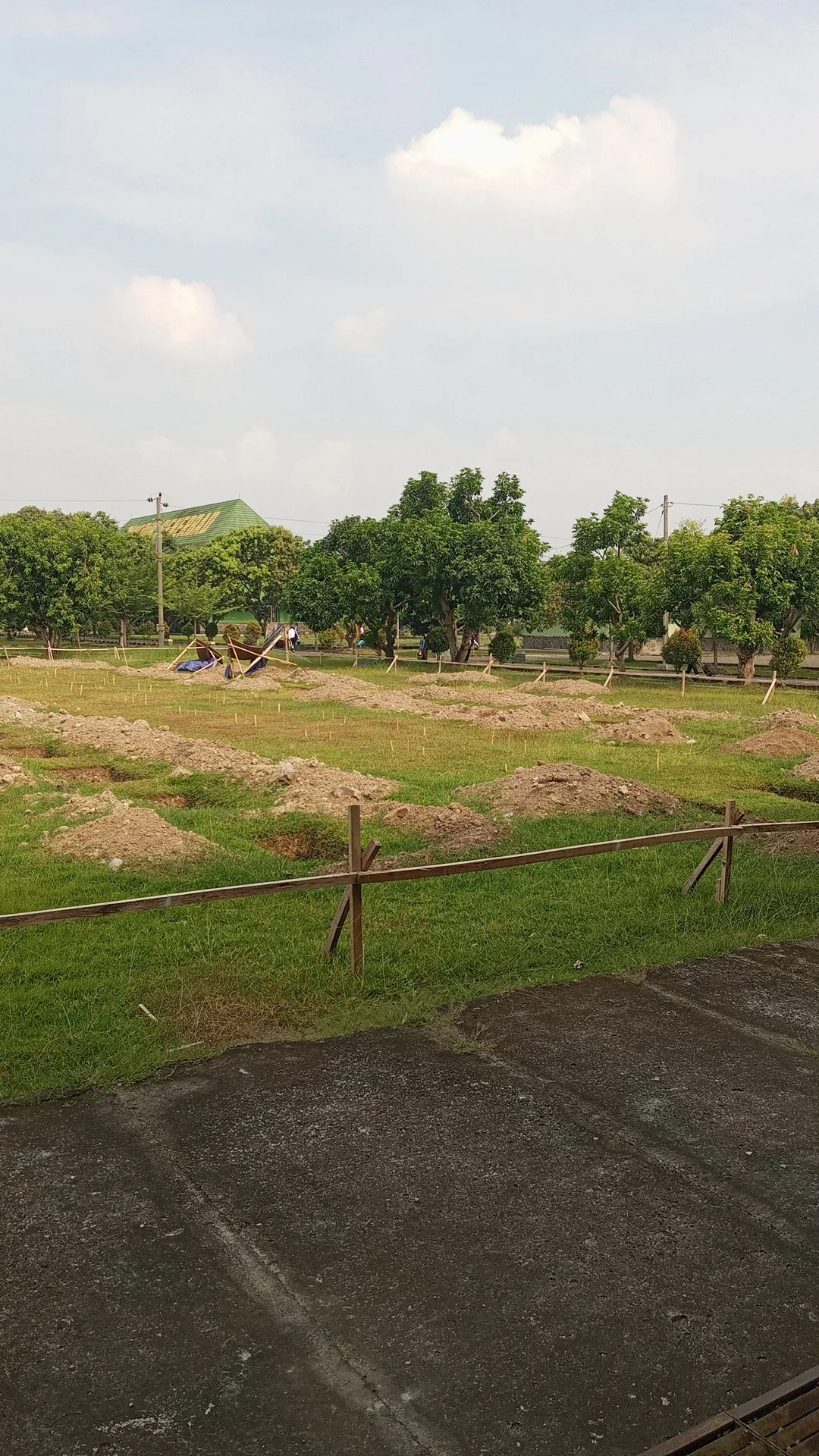 Pemancingan Lele Pemancingan Keongan